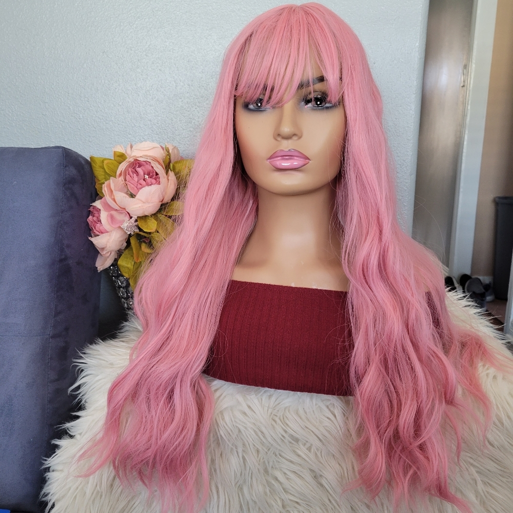 wave wig with bangs